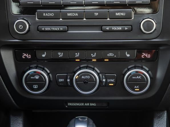 Volkswagen Jetta VI с пробегом 2013 года, цена 1 528 000 рублей, 30683 км, седан, Автокод Объявления