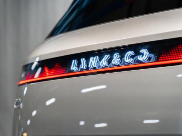 Новый Lynk &amp; Co 900 2026 года, цена 8 350 000 рублей, внедорожник, Автокод Объявления