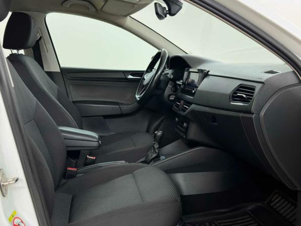 Volkswagen Polo VI с пробегом 2021 года, цена 1 295 000 рублей, 218518 км, лифтбек, Автокод Объявления