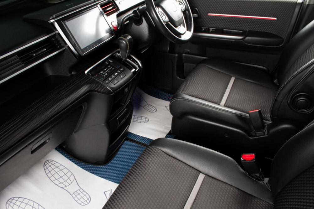 Honda Stepwgn V Сургут  - изображение 9