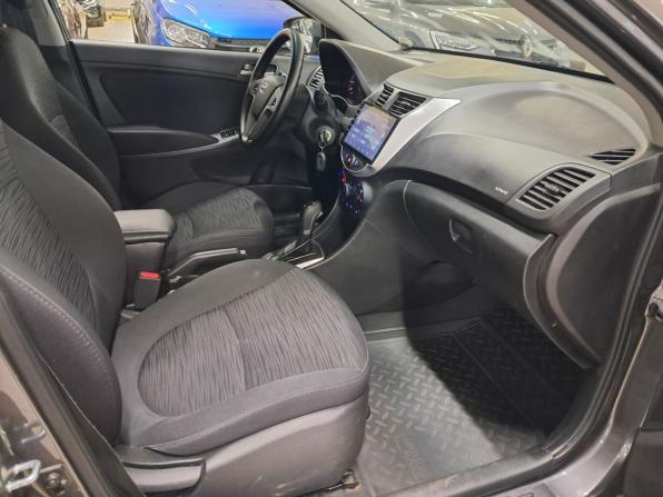 Hyundai Solaris I Рестайлинг с пробегом 2015 года, цена 1 105 000 рублей, 76736 км, хэтчбек, Автокод Объявления