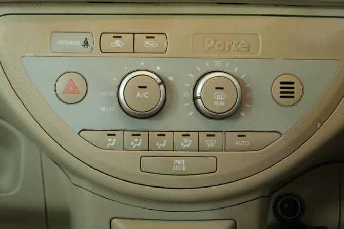 Toyota Porte I с пробегом 2006 года, цена 599 000 рублей, 240000 км, компактвэн, Автокод Объявления