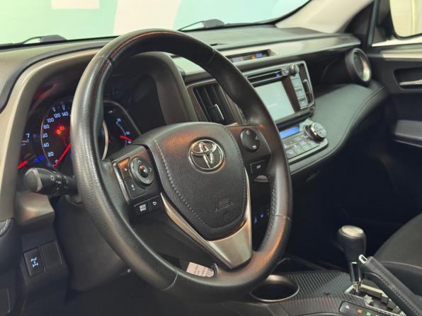 Toyota RAV4 IV (XA40) с пробегом 2014 года, цена 1 600 000 рублей, 230270 км, внедорожник, Автокод Объявления