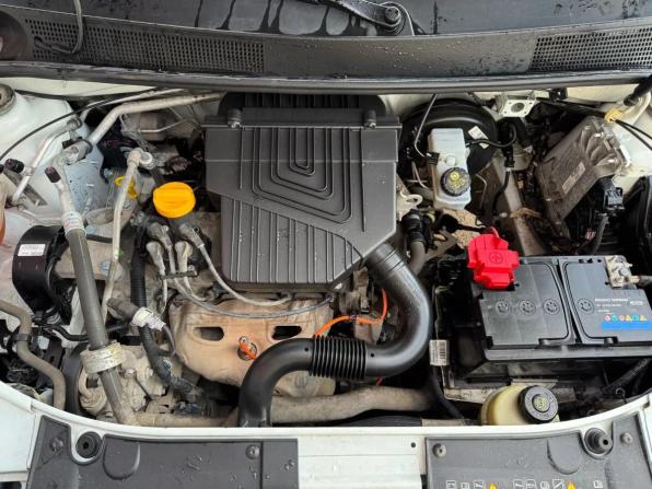Renault Sandero II Рестайлинг с пробегом 2019 года, цена 810 202 рубля, 81517 км, хэтчбек, Автокод Объявления
