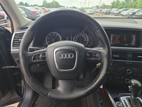Audi Q5 I (8R) с пробегом 2010 года, цена 1 000 000 рублей, 308420 км, внедорожник, Автокод Объявления