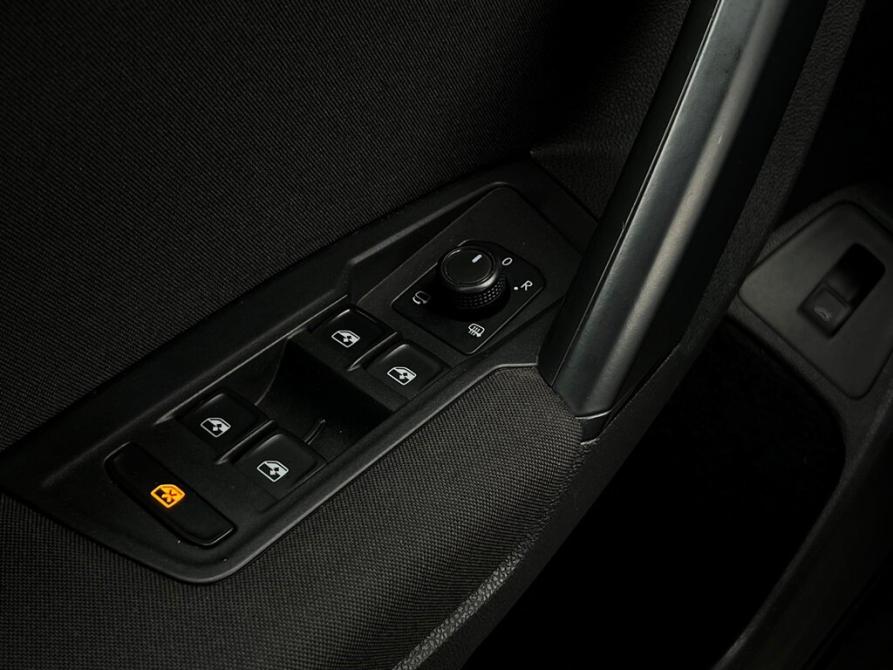 Volkswagen Tiguan II Санкт-Петербург  - изображение 21