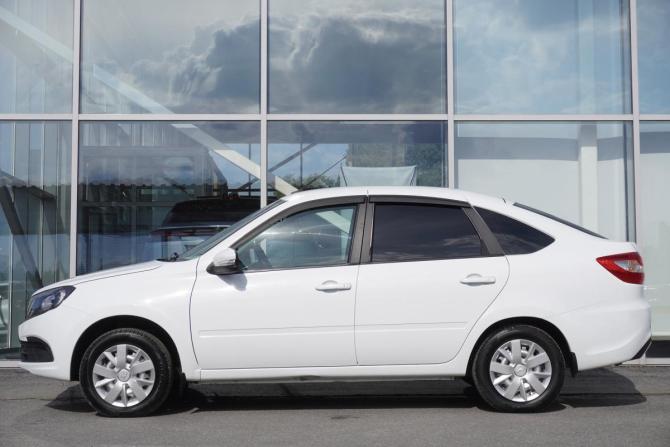 Lada (ВАЗ) Granta I Рестайлинг с пробегом 2022 года, цена 726 000 рублей, 70330 км, хэтчбек, Автокод Объявления