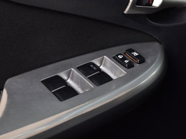 Toyota Corolla X (E140 E150) Рестайлинг с пробегом 2013 года, цена 1 249 999 рублей, 181000 км, седан, Автокод Объявления