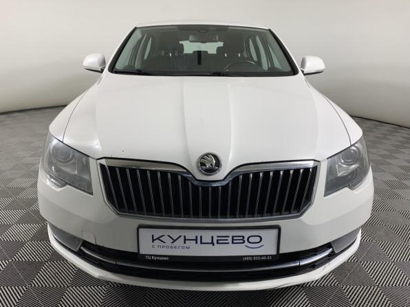 Skoda Superb II Рестайлинг с пробегом 2015 года, цена 1 260 000 рублей, 186231 км, лифтбек, Автокод Объявления