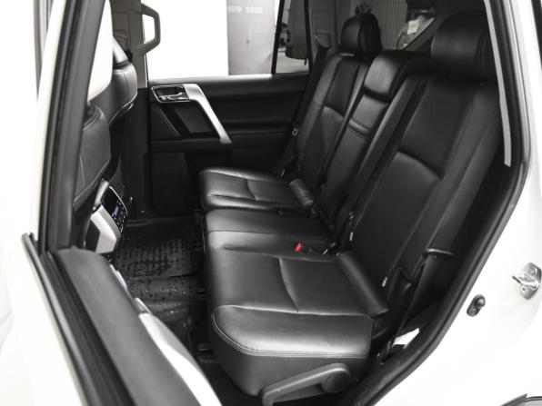 Toyota Land Cruiser Prado 150 Series Рестайлинг 3 с пробегом 2021 года, цена 6 440 000 рублей, 75622 км, внедорожник, Автокод Объявления