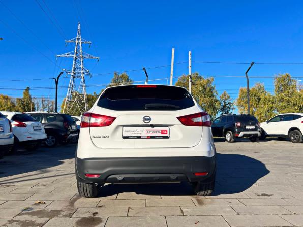 Nissan Qashqai II с пробегом 2018 года, цена 1 714 000 рублей, 150095 км, внедорожник, Автокод Объявления