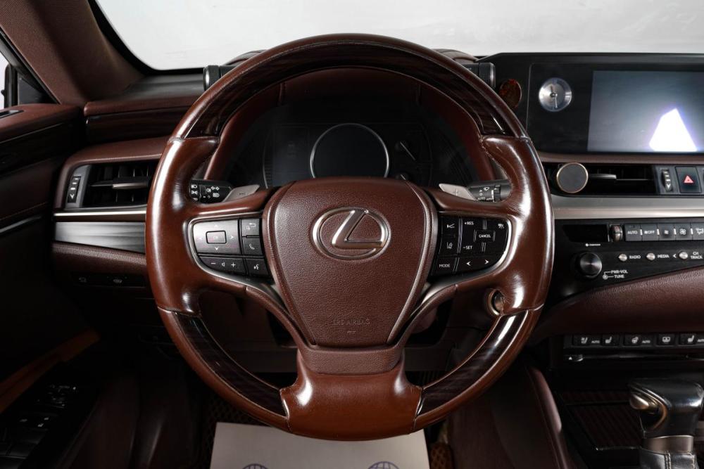 Lexus ES VII Тюмень  - изображение 14