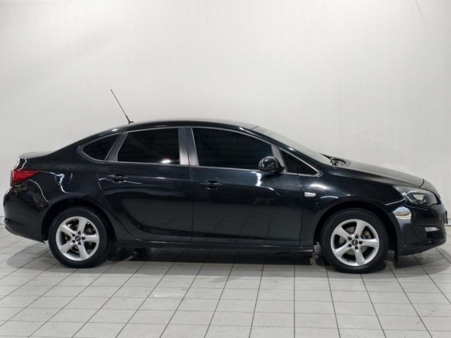 Opel Astra J Рестайлинг Курск  - изображение 4