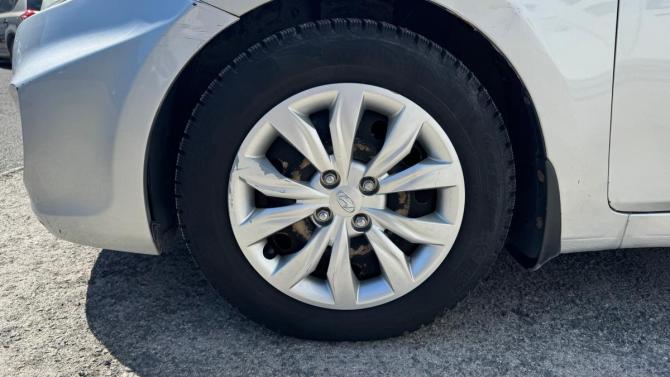 Hyundai Solaris I с пробегом 2011 года, цена 630 000 рублей, 184983 км, хэтчбек, Автокод Объявления