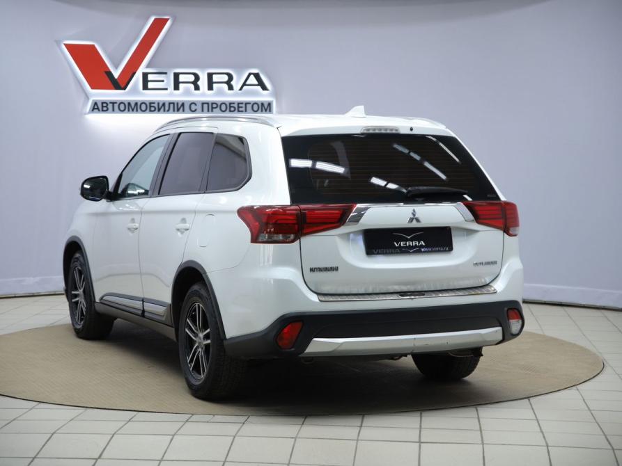 Mitsubishi Outlander III Рестайлинг 2 Уфа  - изображение 7