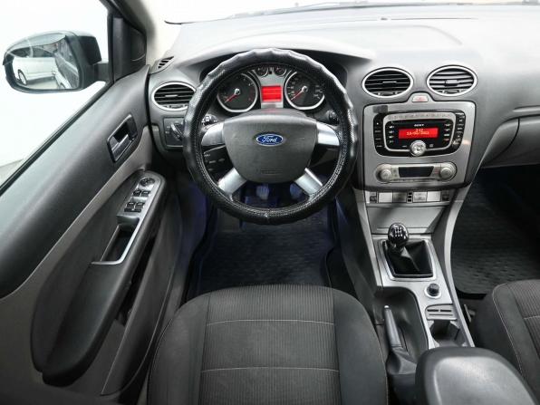 Ford Focus II Рестайлинг с пробегом 2011 года, цена 609 900 рублей, 280000 км, седан, Автокод Объявления