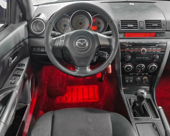 Mazda 3 I (BK) Рестайлинг с пробегом 2006 года, цена 226 000 рублей, 251508 км, седан, Автокод Объявления