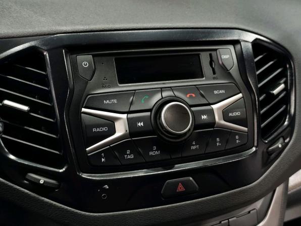 Lada (ВАЗ) Vesta I с пробегом 2019 года, цена 899 000 рублей, 124840 км, седан, Автокод Объявления