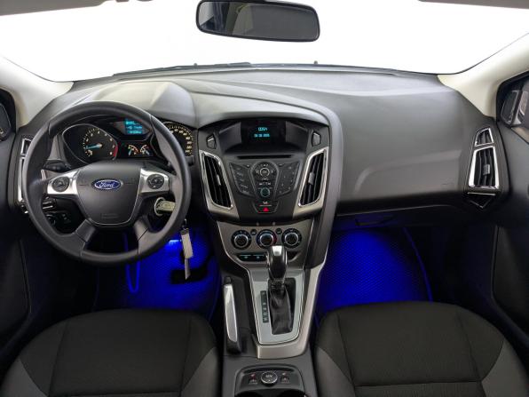 Ford Focus III с пробегом 2012 года, цена 900 000 рублей, 71132 км, седан, Автокод Объявления