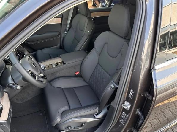 Volvo XC90 II Рестайлинг 2 с пробегом 2026 года, цена 9 250 000 рублей, 33 км, внедорожник, Автокод Объявления