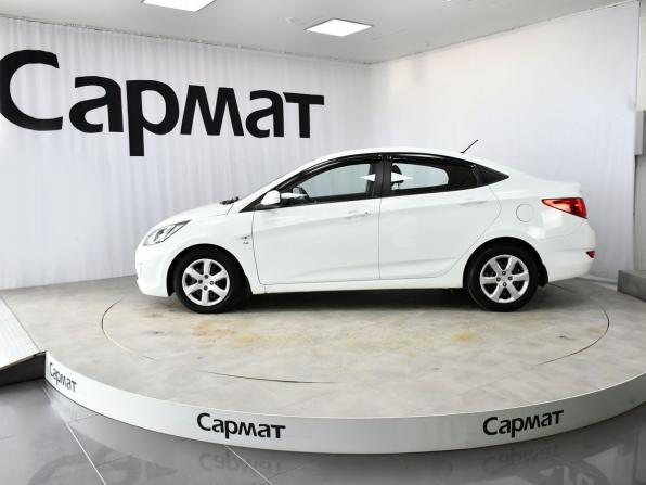 Hyundai Solaris I с пробегом 2013 года, цена 827 000 рублей, 161578 км, седан, Автокод Объявления