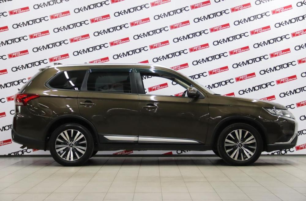Mitsubishi Outlander III Рестайлинг 3 Сургут  - изображение 6