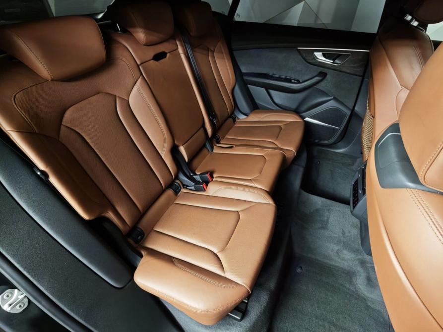 Audi Q8 I (4M) Москва  - изображение 17