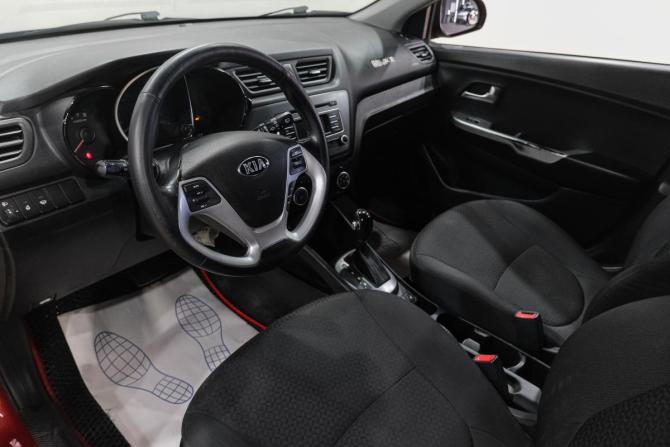 Kia Rio III Рестайлинг с пробегом 2015 года, цена 999 000 рублей, 202000 км, хэтчбек, Автокод Объявления
