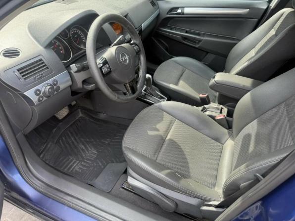 Opel Astra H Рестайлинг с пробегом 2007 года, цена 499 000 рублей, 178336 км, седан, Автокод Объявления