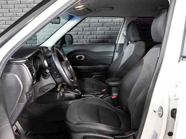 Kia Soul II Рестайлинг с пробегом 2018 года, цена 1 599 000 рублей, 118812 км, хэтчбек, Автокод Объявления