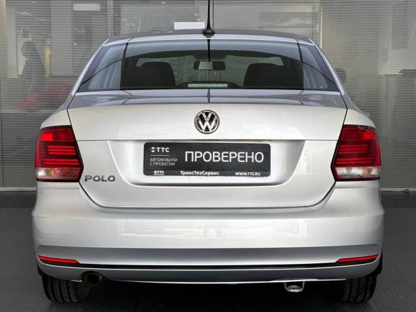 Volkswagen Polo V Рестайлинг с пробегом 2018 года, цена 910 000 рублей, 217339 км, седан, Автокод Объявления