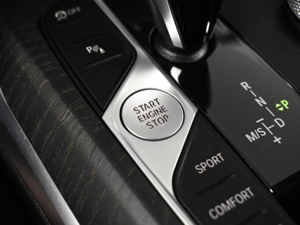 BMW 3 серии VII (G2x) с пробегом 2021 года, цена 3 599 900 рублей, 114300 км, универсал, Автокод Объявления
