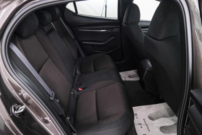 Mazda 3 IV (BP) с пробегом 2019 года, цена 1 699 000 рублей, 104000 км, хэтчбек, Автокод Объявления
