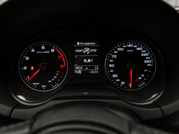 Audi A3 III (8V) Рестайлинг с пробегом 2016 года, цена 1 860 000 рублей, 70002 км, седан, Автокод Объявления