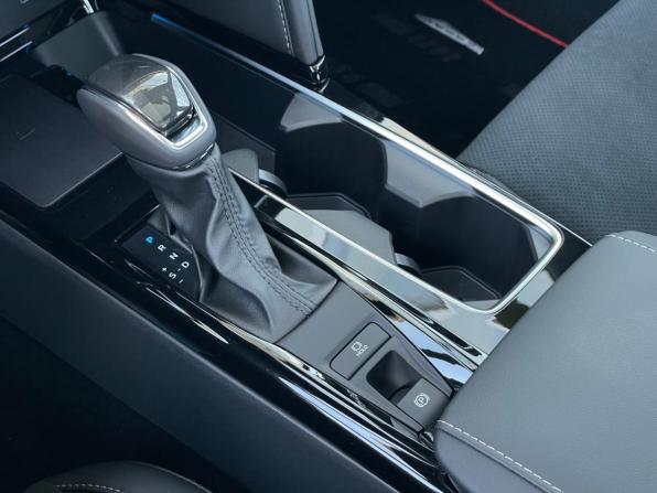 Toyota Camry IX (XV80) China Market с пробегом 2026 года, цена 4 255 000 рублей, 30 км, седан, Автокод Объявления
