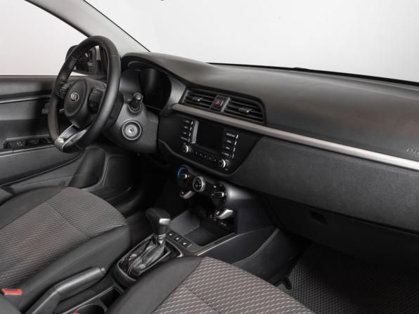 Kia Rio IV с пробегом 2017 года, цена 1 453 100 рублей, 146168 км, хэтчбек, Автокод Объявления