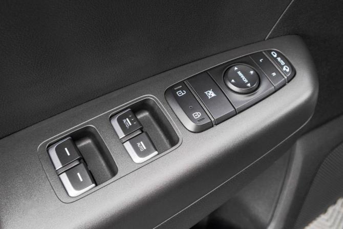 Kia Sportage IV Рестайлинг с пробегом 2021 года, цена 2 399 000 рублей, 88000 км, внедорожник, Автокод Объявления