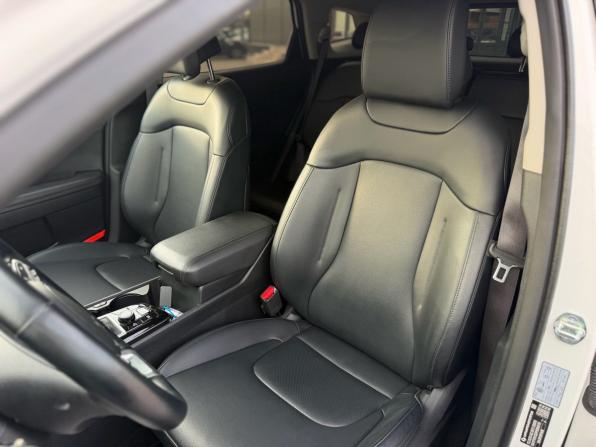 Kia Sportage V с пробегом 2023 года, цена 3 300 000 рублей, 53829 км, внедорожник, Автокод Объявления