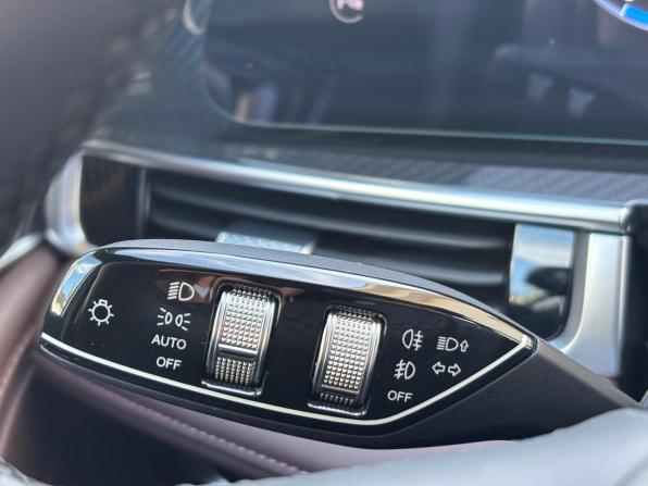 Chery Tiggo 7L I с пробегом 2024 года, цена 2 399 000 рублей, 8000 км, внедорожник, Автокод Объявления