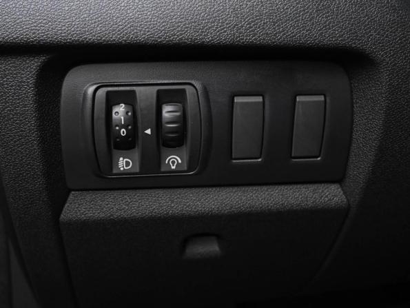 Renault Fluence I Рестайлинг с пробегом 2013 года, цена 859 000 рублей, 78680 км, седан, Автокод Объявления