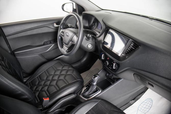 Hyundai Solaris II Рестайлинг с пробегом 2020 года, цена 999 000 рублей, 181235 км, седан, Автокод Объявления