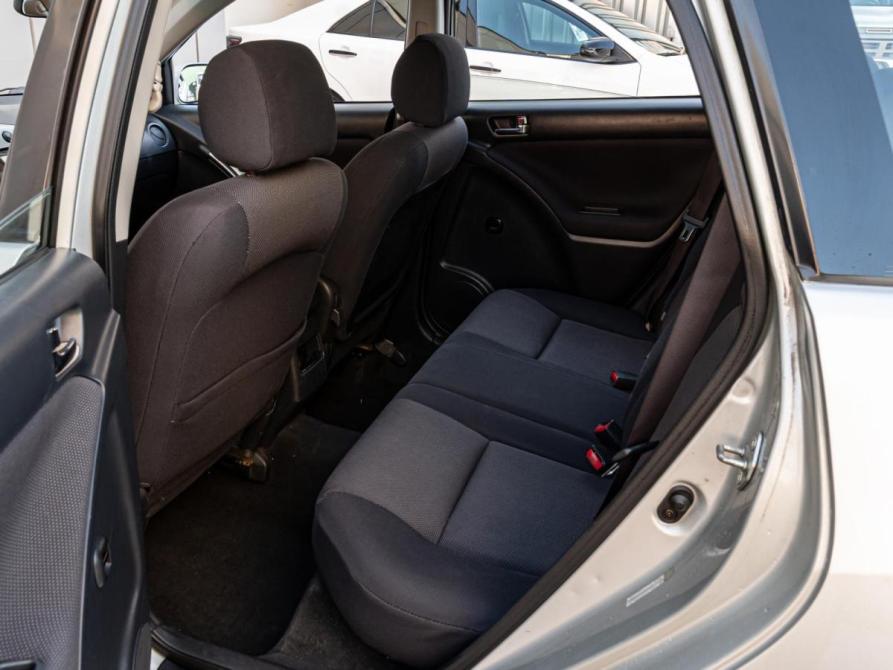 Toyota Matrix I (E130) Краснодар  - изображение 11