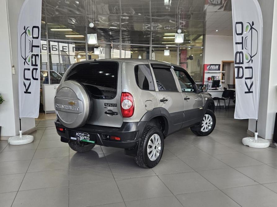 Chevrolet Niva I Рестайлинг Курган  - изображение 6