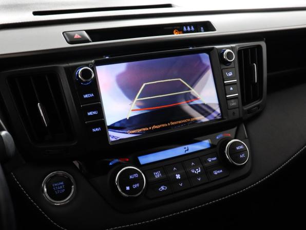 Toyota RAV4 IV (XA40) Рестайлинг с пробегом 2017 года, цена 2 547 000 рублей, 120550 км, внедорожник, Автокод Объявления