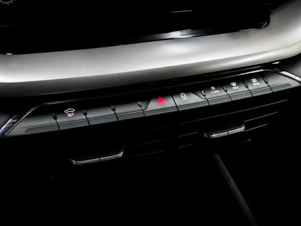 Skoda Octavia IV (A8) с пробегом 2021 года, цена 2 440 000 рублей, 52826 км, лифтбек, Автокод Объявления