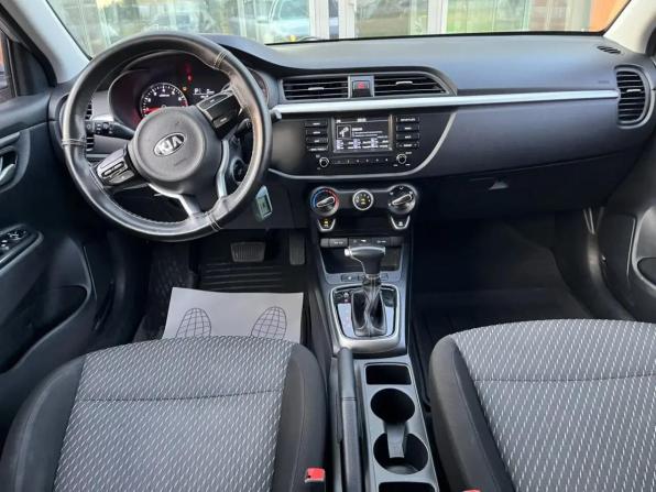 Kia Rio IV с пробегом 2018 года, цена 1 390 000 рублей, 113000 км, хэтчбек, Автокод Объявления