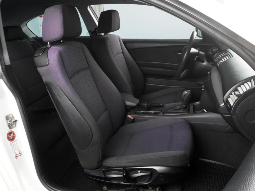 BMW 1 серии I (E81/E82/E87/E88) Рестайлинг Минеральные Воды  - изображение 8