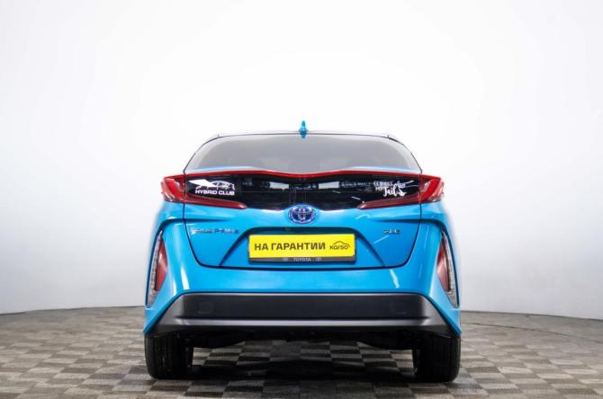 Toyota Prius IV (XW50) с пробегом 2019 года, цена 2 999 000 рублей, 92000 км, лифтбек, Автокод Объявления