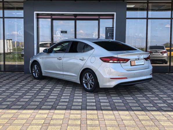 Hyundai Elantra VI (AD) с пробегом 2016 года, цена 1 438 000 рублей, 119909 км, седан, Автокод Объявления