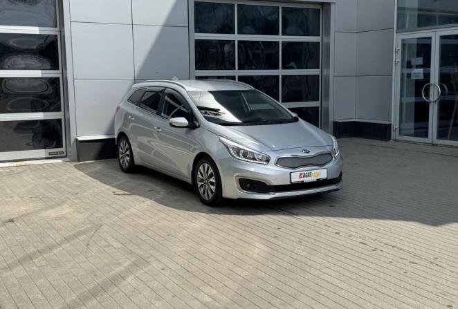 Kia Ceed II Рестайлинг с пробегом 2018 года, цена 1 470 000 рублей, 176982 км, хэтчбек, Автокод Объявления